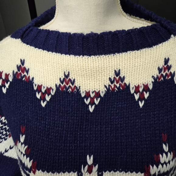 Vintage 1980s Kimlon by RBK Importers navy blue and cream knit sweater - Picture 3 of 6